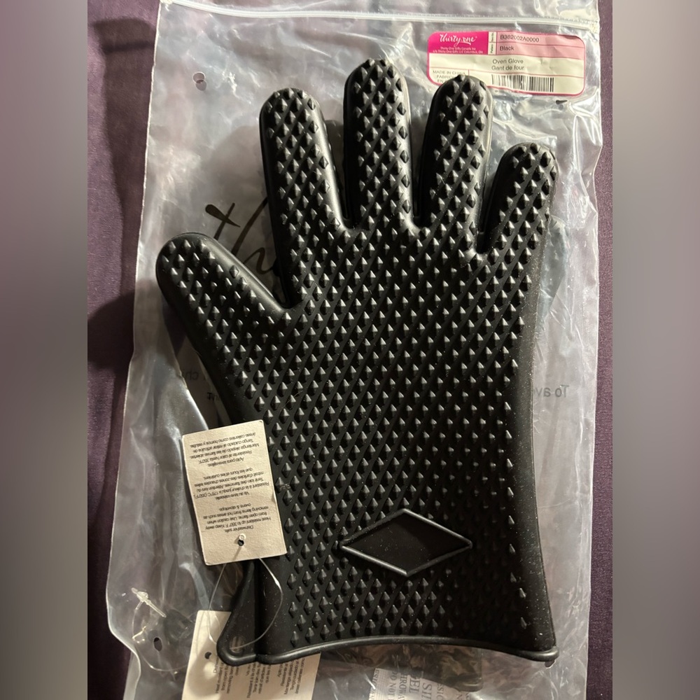 🔮 5/$25 Thirty One Oven Mitt
